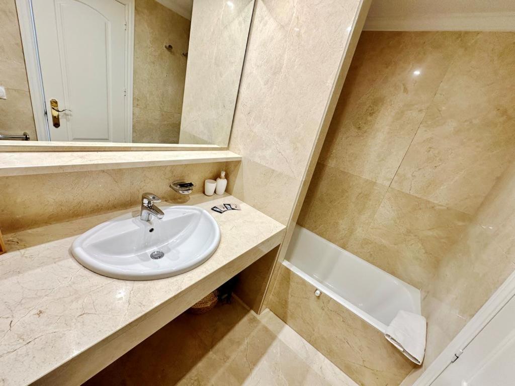 Atico Frontal Al Mar Con Piscina Privada By Homeprive 데니아 외부 사진